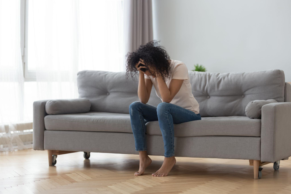Woman with anxiety from Hyperthyroidism