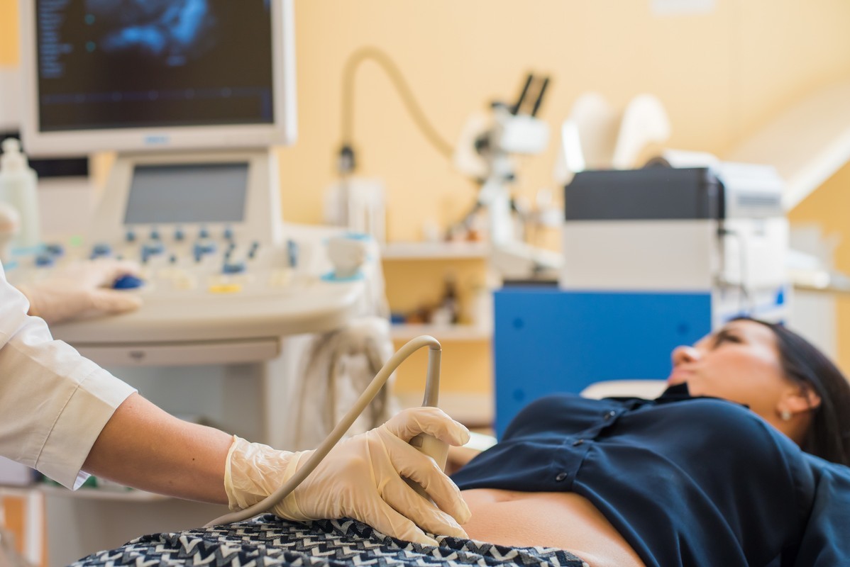 pregnant female visiting women's doctor in the maternity center