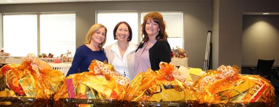 CRH_Thanksgiving_Basket_Donation